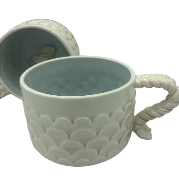 Set of 2 Grasslands Road XL Soup/ Chowder Mugs Scallop Counch Shells Mermaid - Picture 4 of 7